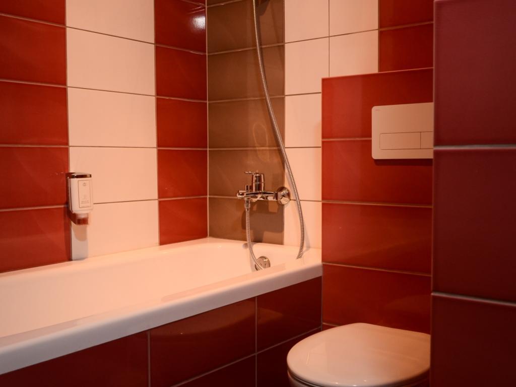 Mans Nams - Self Check In Hotel Saldus Room photo
